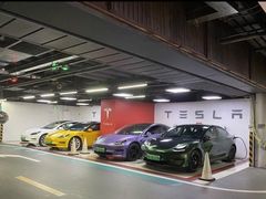 -TESLA 特斯拉(广州天环广场体验店)