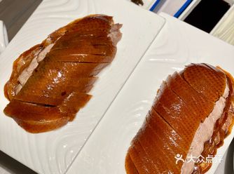 在家巨想吃烤鸭了，虽然最近吃海鲜过敏了，但忍不住馋
