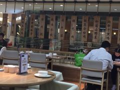 大堂-上关雪東北菜(中房金谊店)