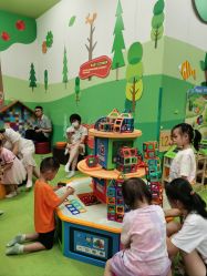 -莫莉幻想儿童乐园(武汉经开永旺店)