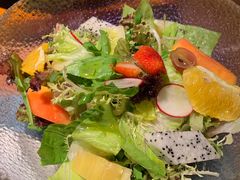 木瓜鲜奶拼果蔬沙拉-大树餐厅(益田假日店)