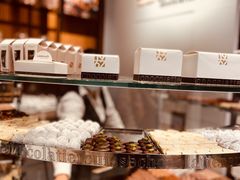 -Laderach 莱德拉(上海环贸iapm店)