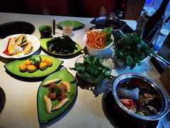 -一叶一世界·素食餐厅(锦华万达店)