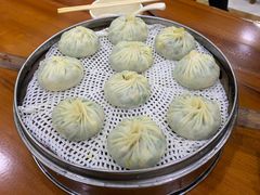 -正宗开封黄家灌汤小笼包子