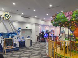-宝燕乐园(春申店)