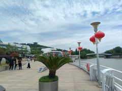 -湖州太湖旅游度假区-月亮广场