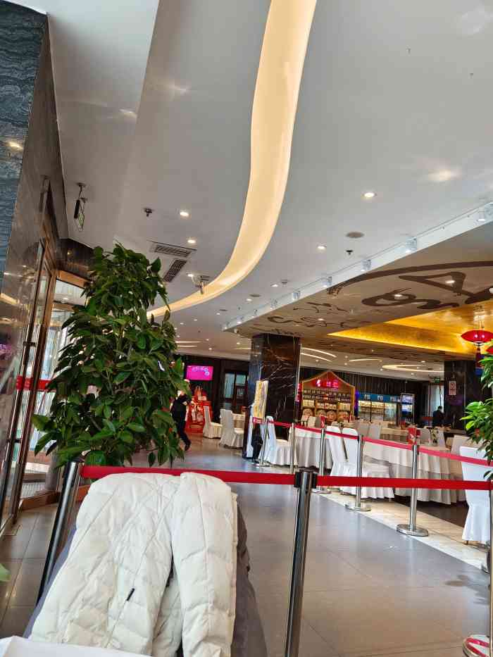 眉州东坡(通州店)-"401房间花花服务非常棒!非常nice!