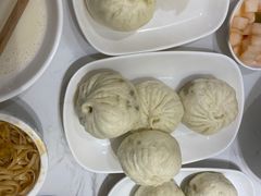 -李与白包子铺(桐梓林店)