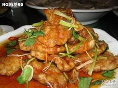 锅包肉-哈尔滨风味小吃东北菜(五角场店)