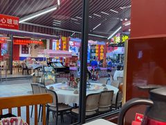 -刘姐啤酒鱼民族演艺餐厅(西街总店)