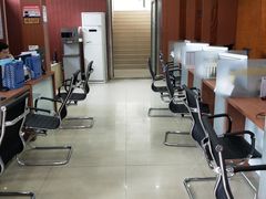 -利豪广厦吉利专营店