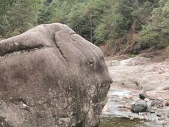 -鄣山大峡谷