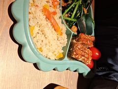 -耶里夏丽·新疆菜(田林东路店)