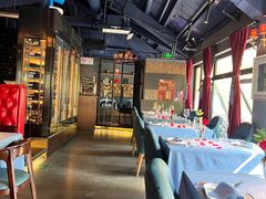 -弦月窗LUNETTE BY AMANDA(复兴路店)