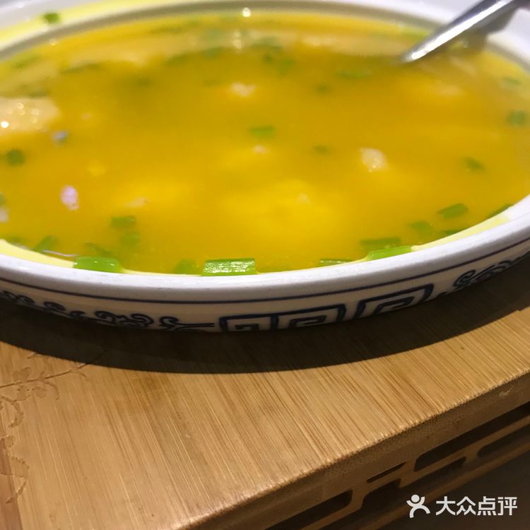 早知唔点第二个汤，烤羊肉烤羊腿都系甘啦