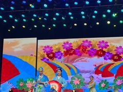 -南风大剧院莎梦二人转剧场