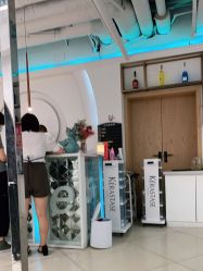 -BULB STUDIO 巴柏明星发型工作室