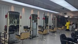 -88潮牌造型烫发·染发