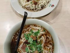 -李先生牛肉面大王(北京站售票厅餐厅)