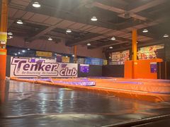 -Tenker Club弹刻极限主题公园 · 蹦床 · 团建 · 生日派对(大关店)