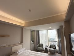 -珠海拱北口岸希尔顿欢朋酒店