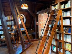 -良友书坊(安徽路店)