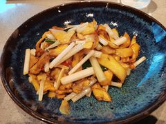 -半山腰·云南菜(侨福芳草地店)