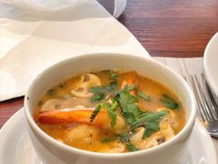 冬阴功海鲜汤-Thai Pothong Restaurant
