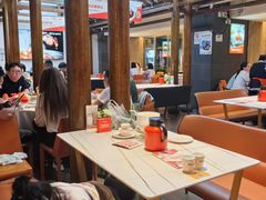 -阿瓦山寨·湘菜现炒·剁椒鱼头王(咸阳总店)