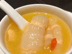 -鲜入唯煮·港式海鲜牛肉火锅(金宝街店)
