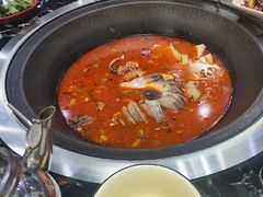 -那家东北铁锅炖鱼村(扶风十五年店)