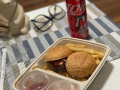 牛肉迷你汉堡-bluefrog蓝蛙(皇庭广场店)