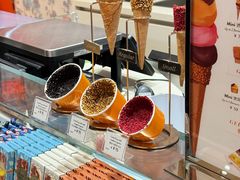 -VENCHI 闻绮(上海佛罗伦萨小镇店)
