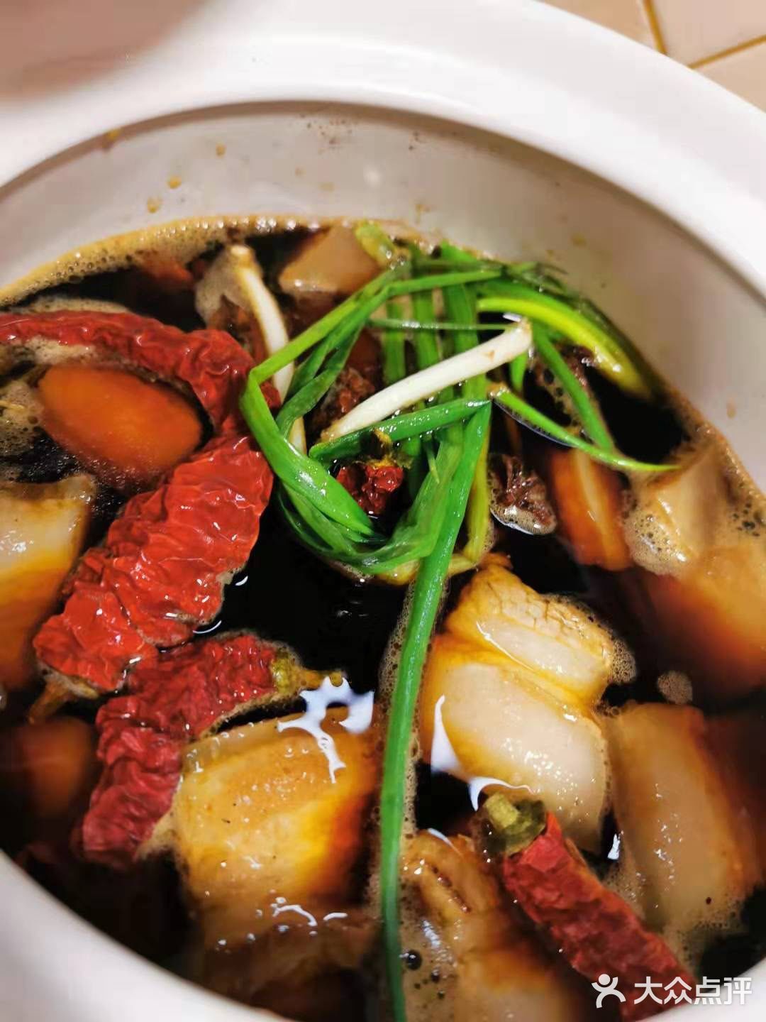 这样的虎皮鸡蛋红烧肉真心好吃(´ε｀ )♡