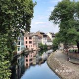 因而该市在语言和文化上兼有法国和德国的特点