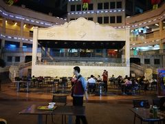 -海口骑楼小吃街