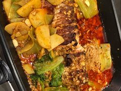 -川渝窈妹纸包鱼·齐齐哈尔烤肉