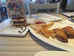 -必胜客(WOW梧州旺城店)