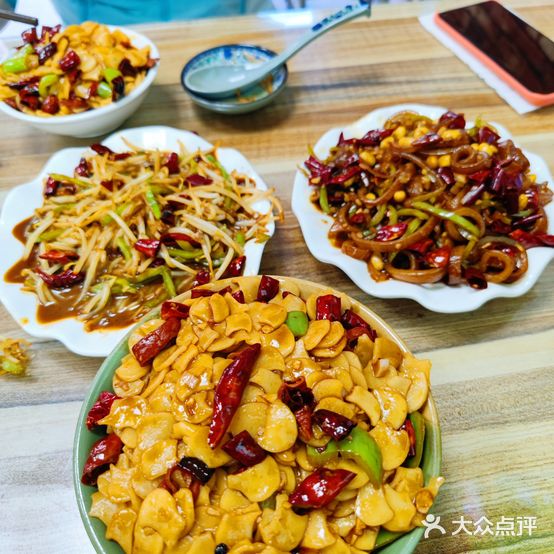 正宗特色营盘肥肠面(文兴路店)