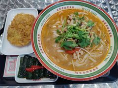 -亚皆老街南宁老友粉·米粉(印象城店)