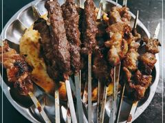 -烤肉小伙烤肉店