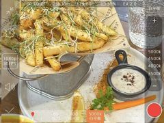 -Mark&Mars Restaurant