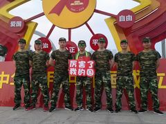 -柏乐口腔医院·舒适化无痛种植牙中心(东盟商务区院)