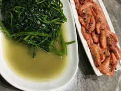 -四川小胡子海鲜(丁村万人海鲜广场店)