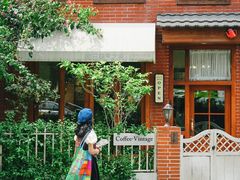 -溪岸路花鸟市场