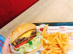 -The Habit Burger Grill 哈比特汉堡(复兴soho店)
