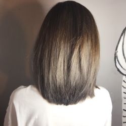 -茶发Salon·烫发染发理发