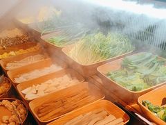 -牛YO寿喜烧·铁板烧和牛火锅自助(市府恒隆店)