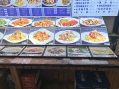 -洁神饭庄·海鲜·青岛菜·30年老字号(五四广场店)