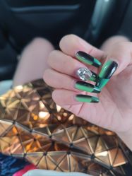 -NEW LOOK-绿麓 · 美甲美睫脱毛工作室